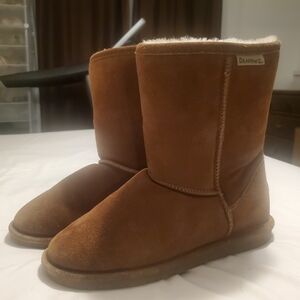 BearPaw Tan Suede Winter Boots Size 9